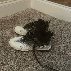 Boys Under Armour football cleats